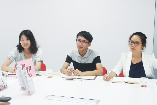 上海東方龍商務(wù)公司成功舉行微型智能代步工具投資選址項(xiàng)目的政府對(duì)接會(huì)