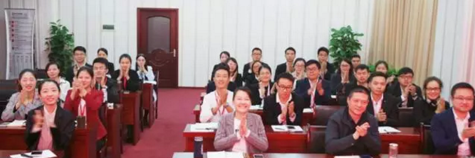 舉行投資選址項目評估會,多個項目將于近期在上??偛俊⑸钲诜止九c相關政府園區進行對接 舉行投資選址項目評估會,多個項目將于近期在上海總部、深圳分公司與相關政府園區進行對接