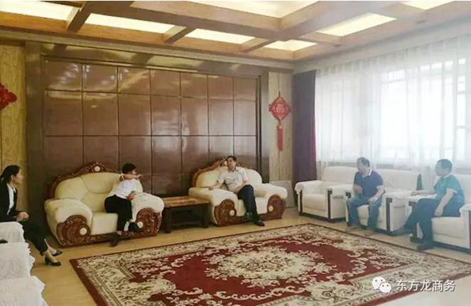陪同河南汝陽、浙江舟山實地考察新型保溫墻體材料投資選址項目企業(yè),務實推進項目合作落地 陪同河南汝陽、浙江舟山實地考察新型保溫墻體材料投資選址項目企業(yè),務實推進項目合作落地