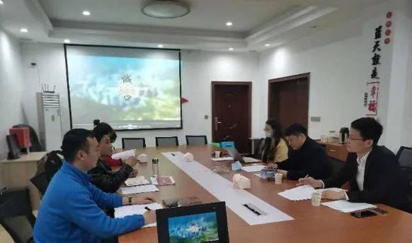 陪同獨(dú)角獸智慧文旅投資選址項(xiàng)目方對接考察政府園區(qū)，“招商鐵軍”永不停歇！