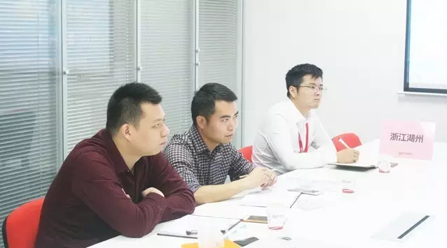 東方龍商務(wù)舉行納米新材料工業(yè)固廢處理投資選址項(xiàng)目的政府對(duì)接會(huì)