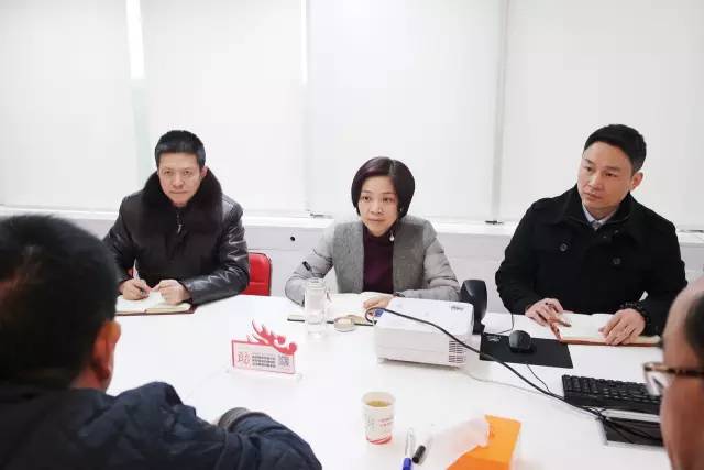 上海產業合作促進中心與東方龍商務聯合舉行工作例會，推動落實三月份工作安排