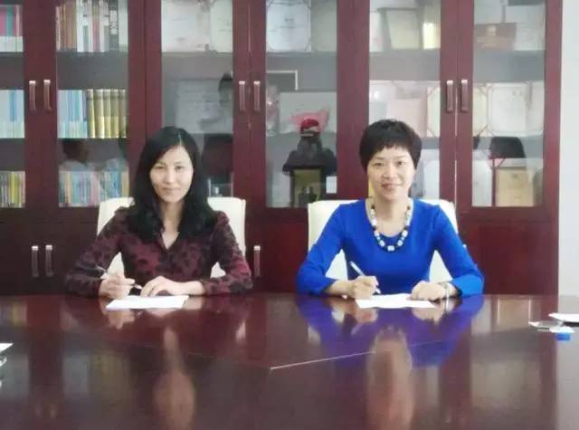 東方龍商務與福卡智庫強強聯合,全面達成深度戰略合作 東方龍商務與福卡智庫強強聯合,全面達成深度戰略合作