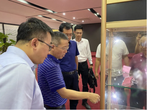 提速推進!山西地方政府順利考察知名電子貼片智能制造商投資選址項目,雙方達成高度共識 提速推進!山西地方政府順利考察知名電子貼片智能制造商投資選址項目,雙方達成高度共識