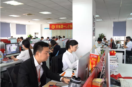 【政府領(lǐng)導(dǎo)走進(jìn)東方龍商務(wù)】蓄勢(shì)待發(fā)，全面打響！集團(tuán)提前拉開進(jìn)博會(huì)服務(wù)序幕