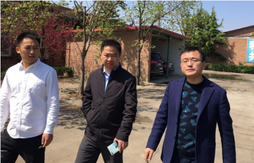 陪同政府園區對接考察老牌調味品精深加工投資選址項目,促進食品加工產業鏈發展 陪同政府園區對接考察老牌調味品精深加工投資選址項目,促進食品加工產業鏈發展