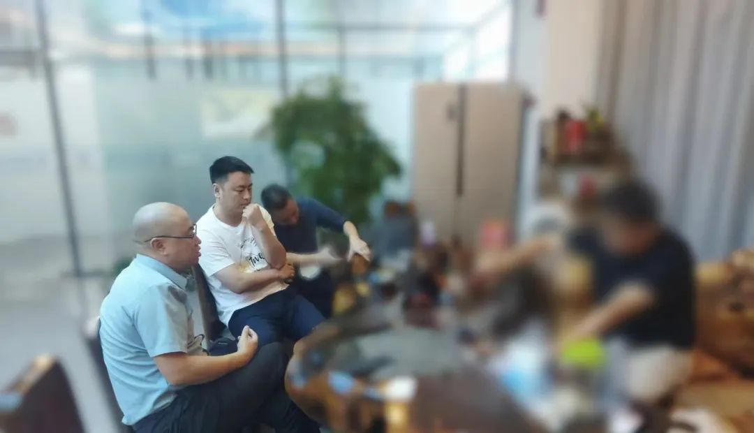 項目落地周期短、見效快！重慶某地方政府實地考察高品質鋼化膜生產擴建投資選址項目