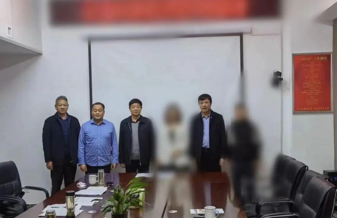 年前喜訊頻傳！僅4個(gè)月，集團(tuán)推動(dòng)手機(jī)屏幕+汽車車機(jī)總成生產(chǎn)投資選址項(xiàng)目落戶河南鄧州