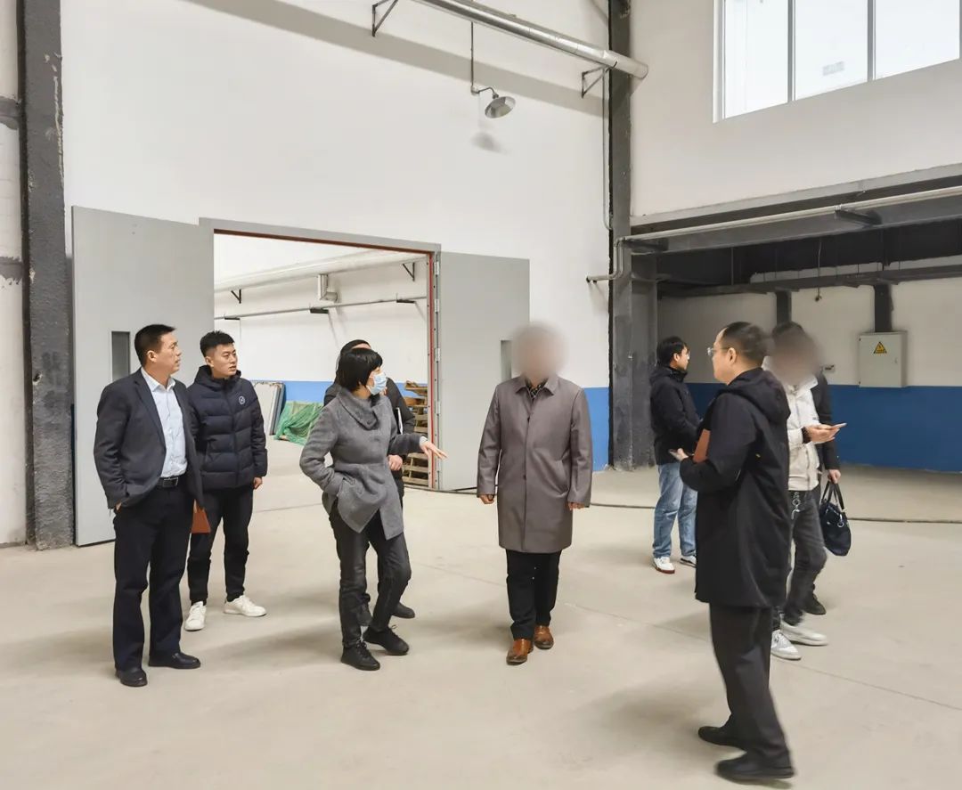 高新技術(shù)企業(yè)，知名品牌供貨商，產(chǎn)品暢銷全球！山東某地方政府與高檔婚紗禮服布料擴(kuò)建投資選址項(xiàng)目方成功簽訂投資協(xié)議
