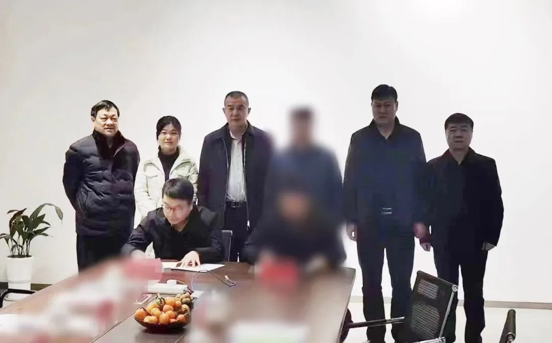 打響開門紅！總投資5億，滿產(chǎn)年產(chǎn)值10億！新疆某地方政府與高性能小動(dòng)力電池生產(chǎn)擴(kuò)建投資選址項(xiàng)目方成功簽訂投資協(xié)議