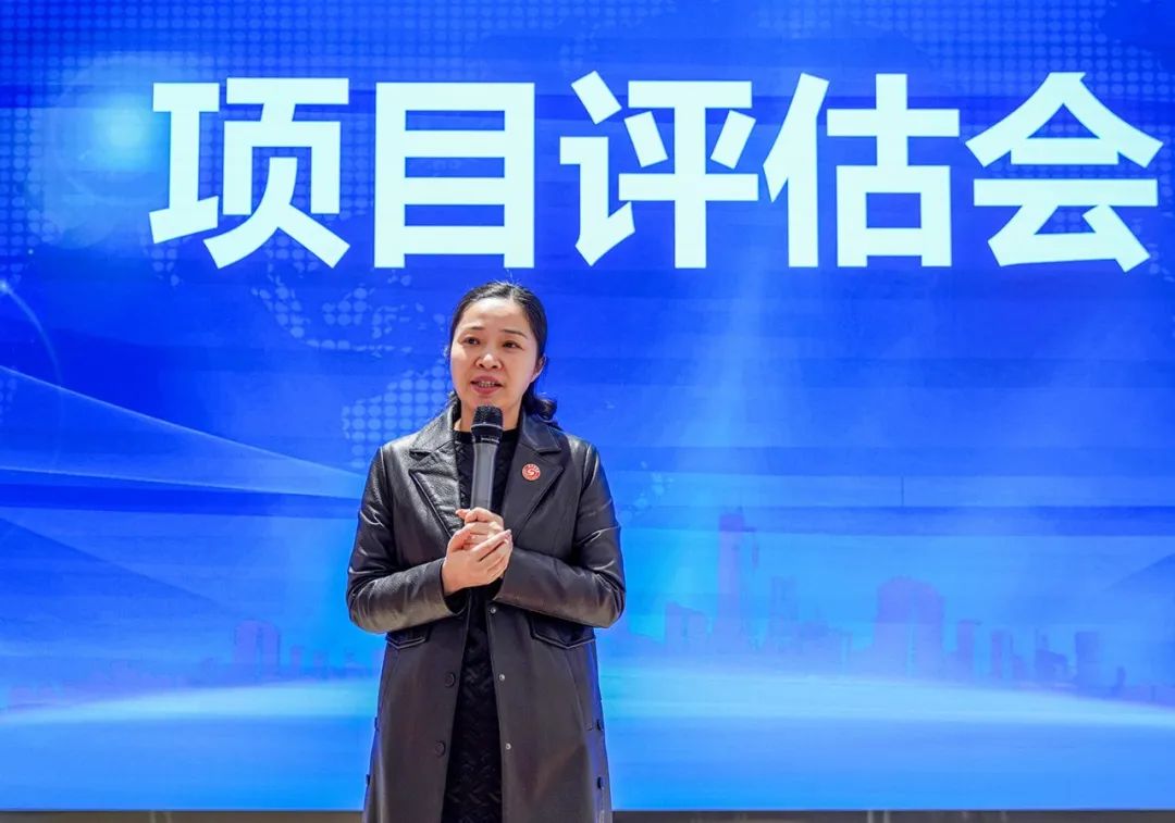 再推動(dòng)一批項(xiàng)目落地，再塑造一批典型案例，發(fā)出集團(tuán)招商最強(qiáng)音！3月下旬，集團(tuán)成功通過(guò)34個(gè)優(yōu)質(zhì)投資選址項(xiàng)目