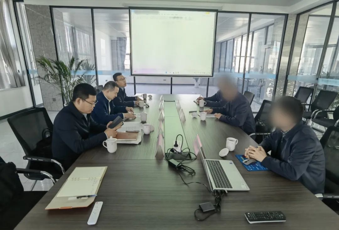 優越技術引領行業前進，訂單供不應求！內蒙古某地方政府實地考察高性能硅材料生產投資選址項目企業