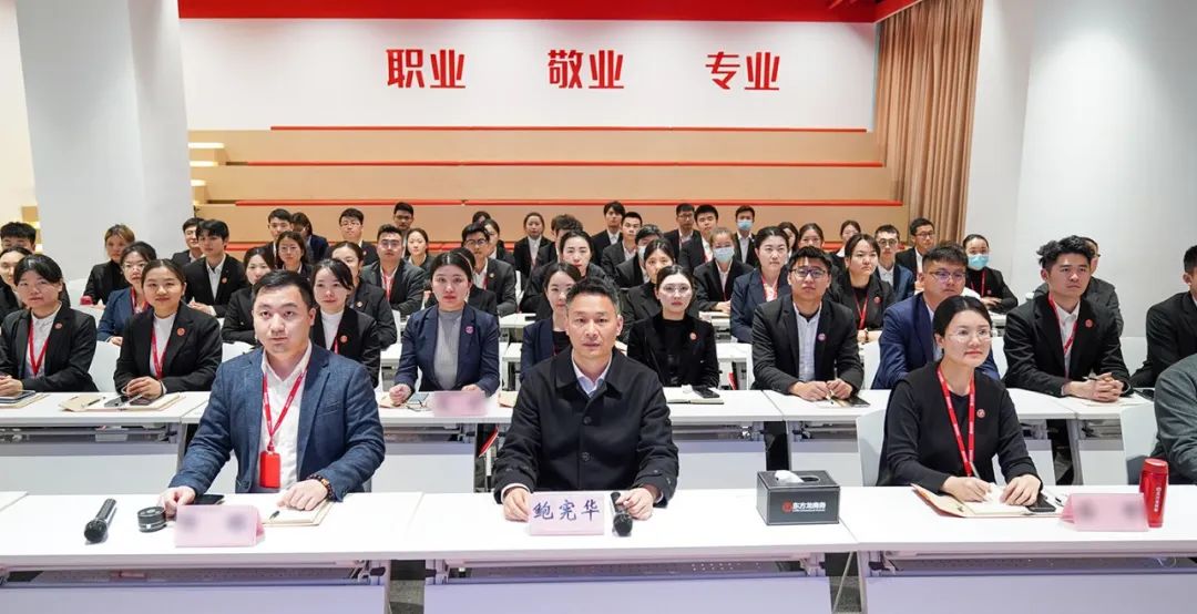 共繪招商“同心圓”，架起政企合作“連心橋”！4月上旬，集團27個優(yōu)質(zhì)投資選址項目成功通過評估