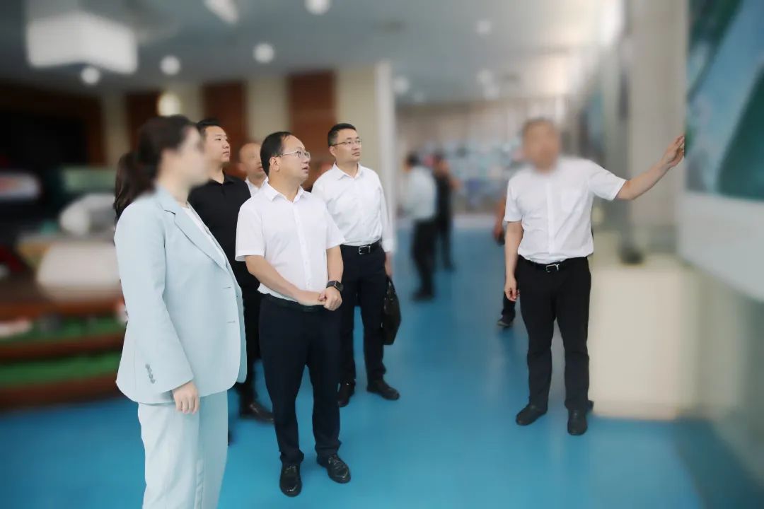 百億規模大型集團公司，投資50億！四川某地方政府實地對接新型鋰電池生產擴建投資選址項目