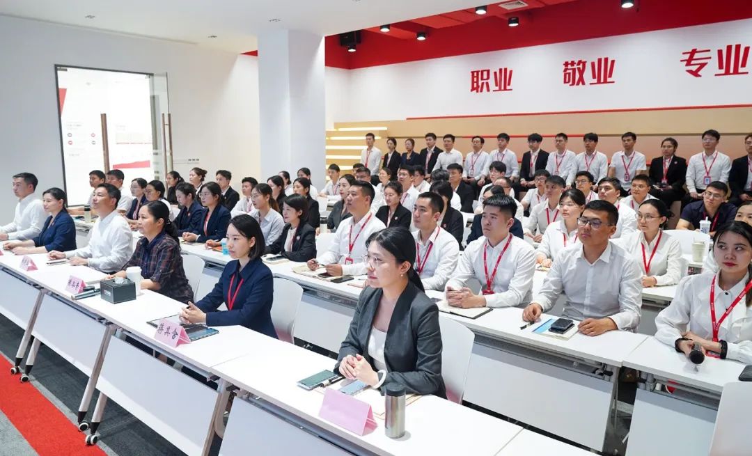 迎進博，抓服務，東方龍商務再出擊！10月下旬，集團共35個優質投資選址項目通過評估