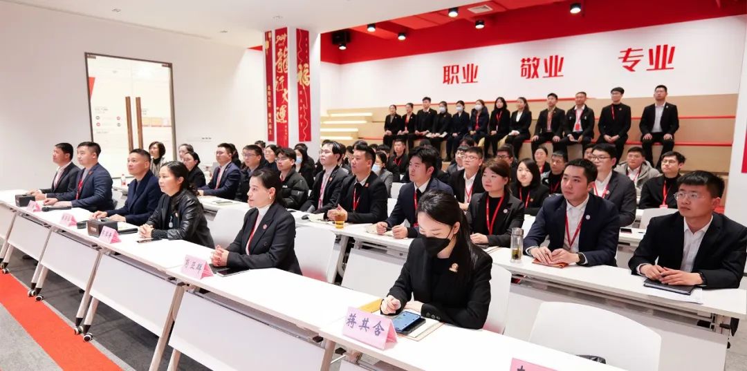 抓招商拼項目，奮力沖刺“開門紅”！3月上旬，集團共43個優質投資選址項目通過評估