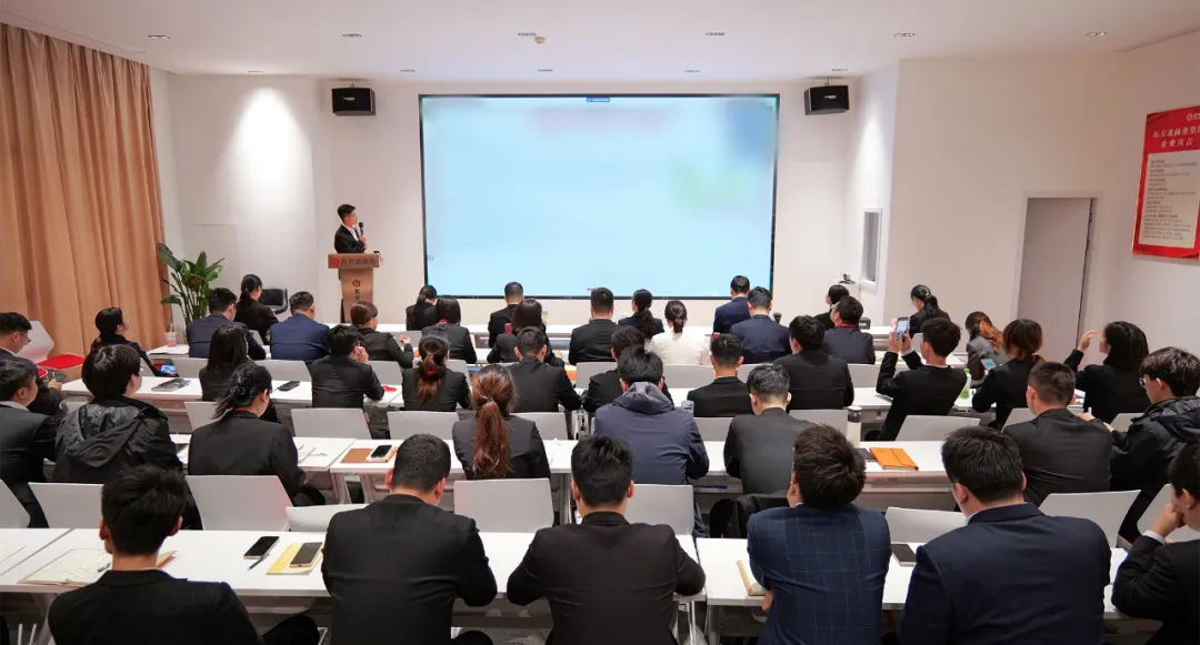 節(jié)前沖刺，含11家上市公司、國(guó)企央企、外資及500強(qiáng)企業(yè)對(duì)外布局項(xiàng)目！4月下旬，集團(tuán)共42個(gè)優(yōu)質(zhì)投資選址項(xiàng)目通過評(píng)估