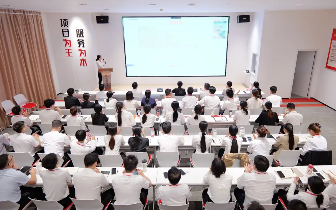 抓好項目開發(fā)先手棋，夯實項目落地硬支撐！9月上旬，集團共33個優(yōu)質(zhì)投資選址項目通過評估