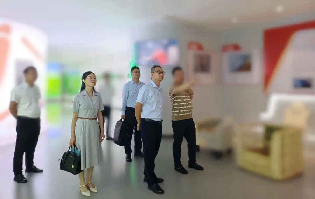 僅10天！集團(tuán)推動(dòng)廣西某地方政府與行業(yè)領(lǐng)先高端板材擴(kuò)建投資選址項(xiàng)目方成功簽約