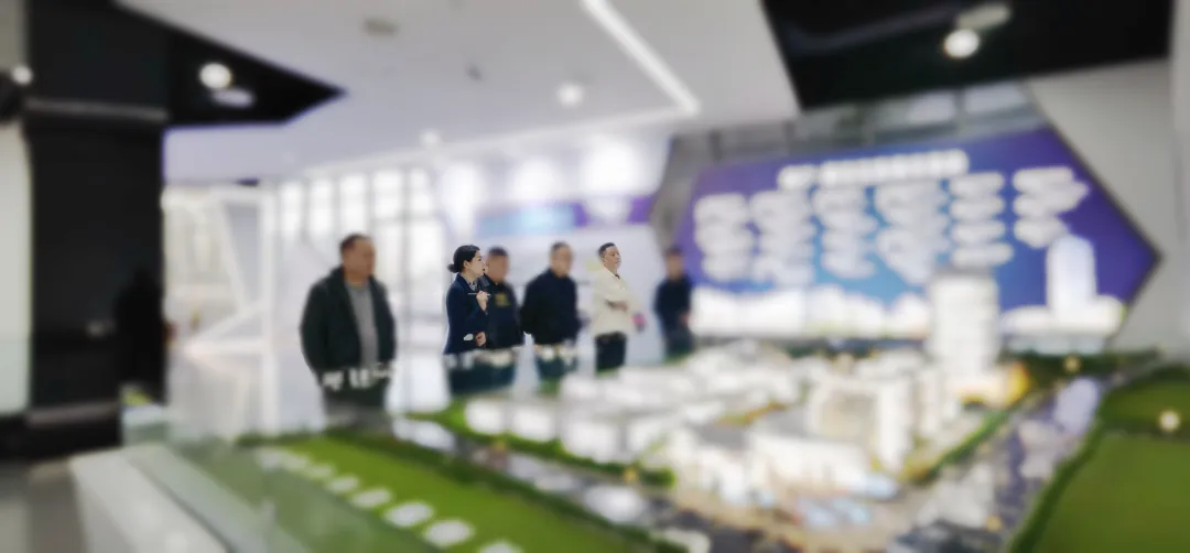 研發實力雄厚，客戶群體穩定！高規格背光源生產擴建投資選址項目方反向考察四川某地方政府