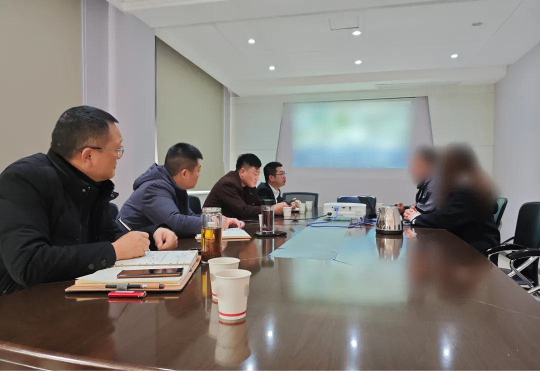 東風(fēng)汽車合作商，訂單量增長穩(wěn)定！湖北某地方政府實地對接高品質(zhì)汽車內(nèi)飾配套擴建投資選址項目