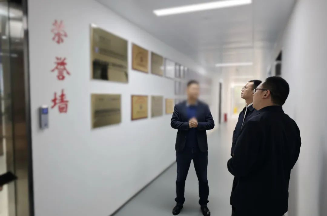 京東方、通威等企業(yè)合作商！四川某地方政府實地對接國產(chǎn)替代光電金屬新材料生產(chǎn)投資選址項目