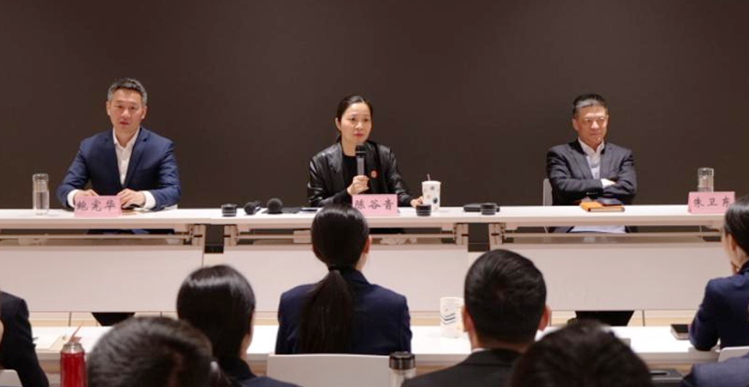 上海東方龍商務集團召開一季度干部會議，剖析發展現狀，明確“奔跑二季度”沖刺方向