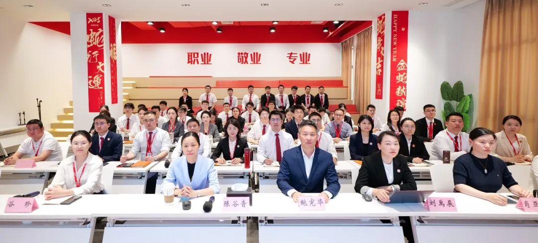 五一節(jié)前項(xiàng)目強(qiáng)勢(shì)儲(chǔ)備開發(fā)！4月下旬，集團(tuán)共33個(gè)優(yōu)質(zhì)投資選址項(xiàng)目通過(guò)評(píng)估