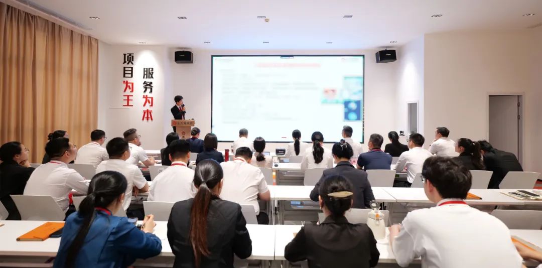 聚集大產(chǎn)業(yè)、大鏈主項(xiàng)目，帶動(dòng)大發(fā)展！5月下旬，集團(tuán)共31個(gè)優(yōu)質(zhì)投資選址項(xiàng)目通過(guò)評(píng)估