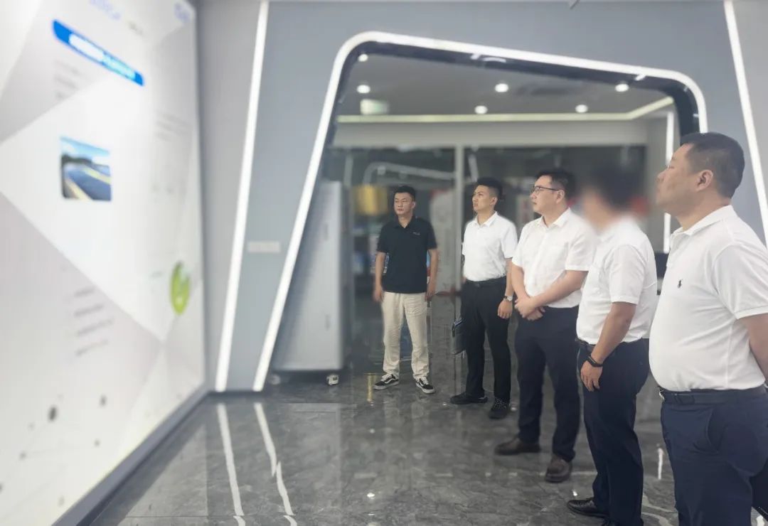 客戶遍布全球，年訂單增速快！重慶某地方政府實(shí)地對(duì)接行業(yè)龍頭水處理劑生產(chǎn)擴(kuò)建投資選址項(xiàng)目