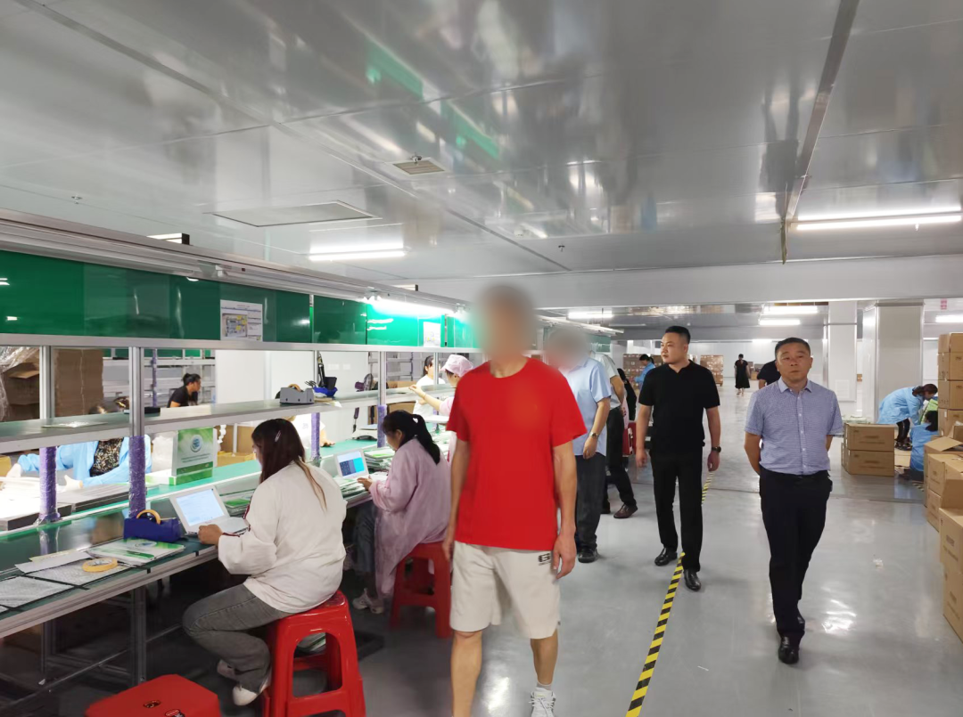 技術(shù)領(lǐng)先，行業(yè)知名度高！專精特新安防設(shè)備擴(kuò)建投資選址項目方反向考察湖南某地方政府