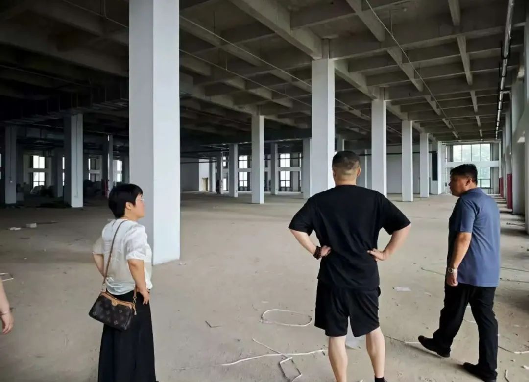 填補市場空白，產(chǎn)業(yè)化領(lǐng)先優(yōu)勢明顯！新型寵物藥品搬遷投資選址項目方反向考察山東某地方政府