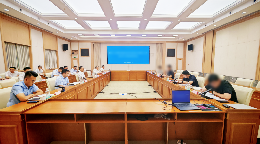 訂單供不應(yīng)求，產(chǎn)品出口歐美等多個(gè)國(guó)家和地區(qū)！行業(yè)領(lǐng)先紡織新材料擴(kuò)建投資選址項(xiàng)目方反向考察重慶某地方政府