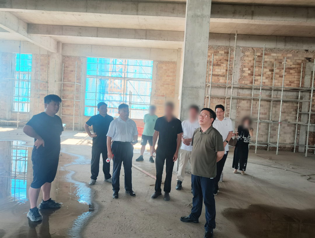 市場(chǎng)前景廣闊!新型光學(xué)包裝材料擴(kuò)建投資選址項(xiàng)目方反向考察安徽某地方政府